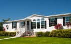 Mobile Home Buying Tips for a Competitive Summer Market